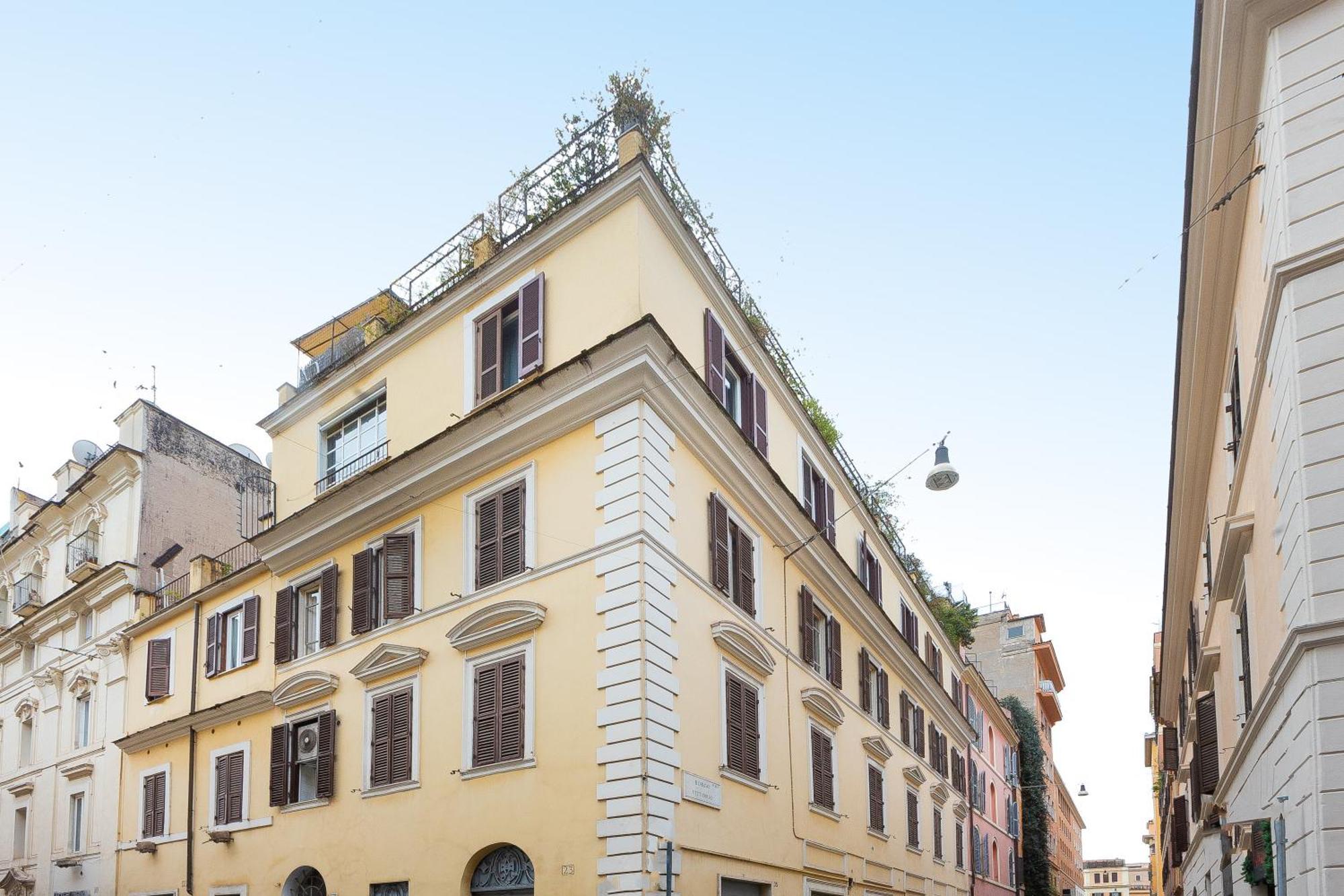 Apartment Secret Terrace By In Rome